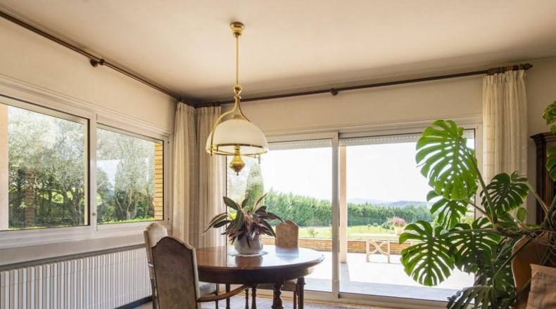 Gerona - Cornellà del Terri - 13800m2