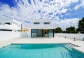 Chalet independiente con terreno en venta en la España, San Juan de Alicante, ref: TR325684 foto