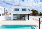 Chalet independiente con terreno en venta en la España, San Juan de Alicante, ref: TR325684 foto