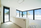 Chalet independiente con terreno en venta en la España, San Juan de Alicante, ref: TR325684 foto