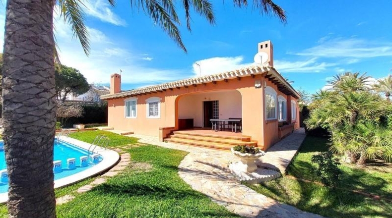 Alicante - Cabo Roig - 240m2