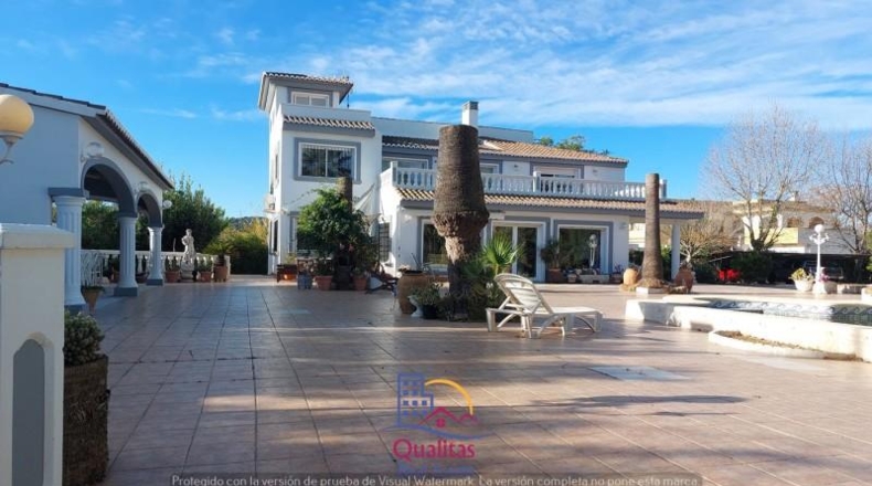 Valencia - Oliva - 7000m2