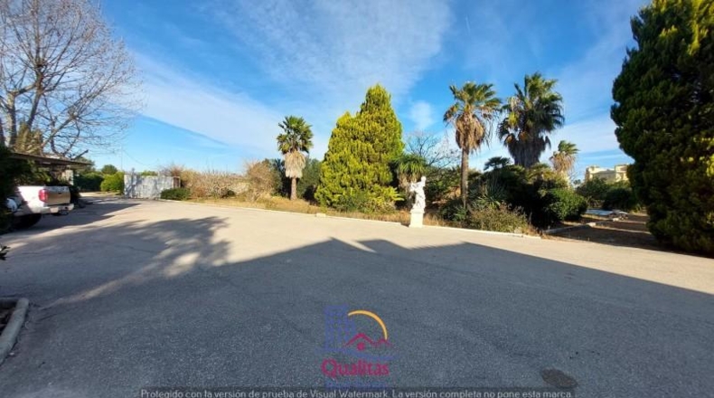 Valencia - Oliva - 7000m2