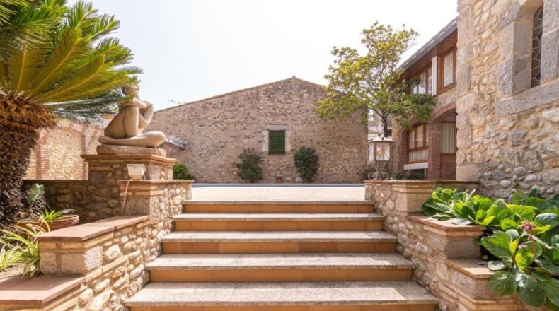 Gerona - Sant Pere Pescador - 1071m2