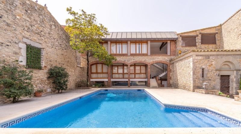 Gerona - Sant Pere Pescador - 1071m2