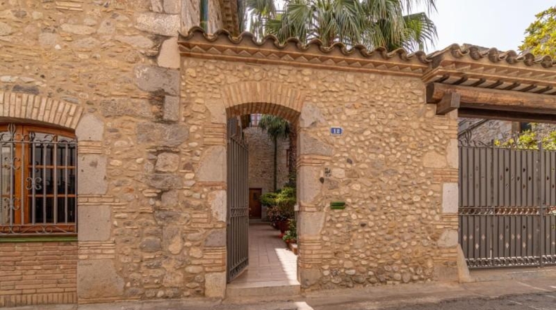 Gerona - Sant Pere Pescador - 1071m2