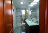 Отдельно стоящий дом с участком на продажу в городе Son Servera Фото
