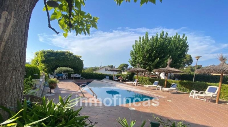 Barcelona - Lliçà d'Amunt - 1800m2
