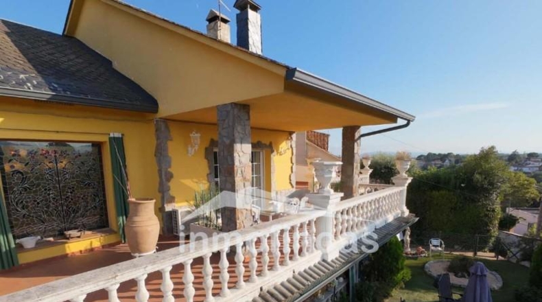 Barcelona - Lliçà d'Amunt - 1800m2