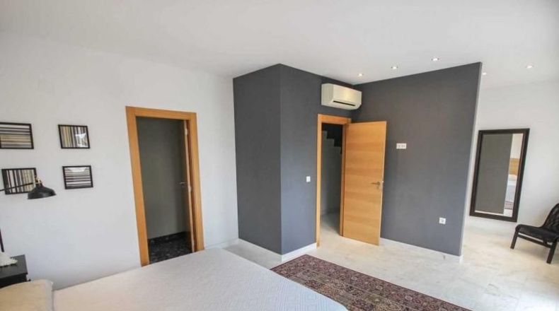 Alicante - Alfaz del Pi - 550m2