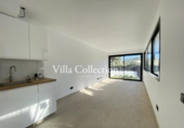 Отдельно стоящий дом с участком на продажу в городе Santa Eulària des Riu Фото