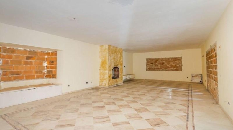 Málaga - Estepona - 4042m2