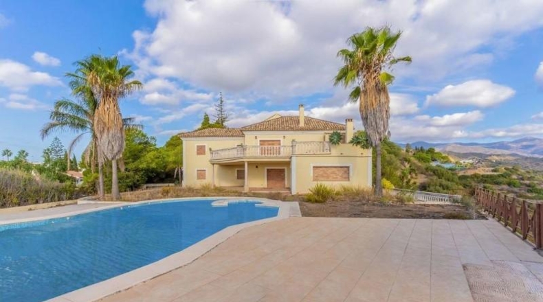 Málaga - Estepona - 4042m2