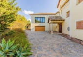 Xalet independent amb terreny en venda a la España, Estepona, ref.: TR152922 foto