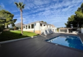 Chalet independiente con terreno en venta en la España, La Nucia, ref: TR392678 foto