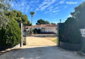 Chalet independiente con terreno en venta en la España, La Nucia, ref: TR392678 foto