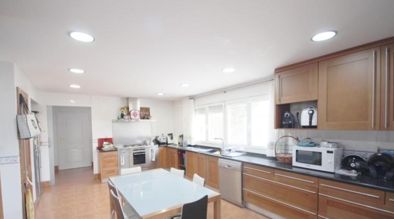 València - Torrente - 900m2