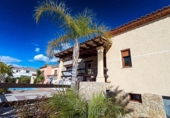 Chalet independiente con terreno en venta en la España, L'Alfàs del Pi, ref: TR222661 foto