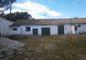 Chalet independiente con terreno en venta en la España, Monóvar, ref: TR146037 foto