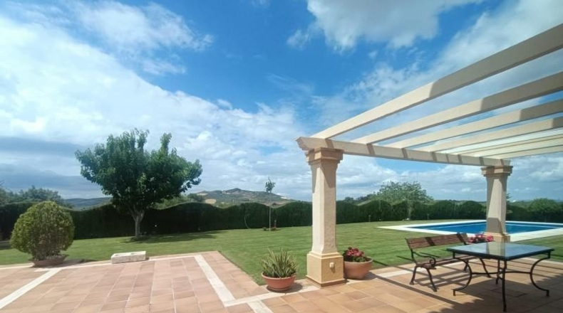 Málaga - Antequera - 1200m2