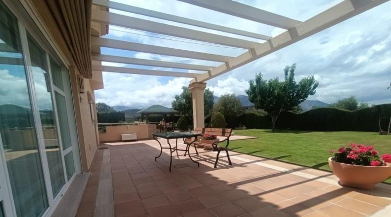 Málaga - Antequera - 1200m2