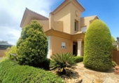 Chalet independiente con terreno en venta en la España, Antequera, ref: TR148095 foto