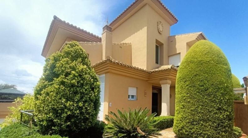 Málaga - Antequera - 1200m2