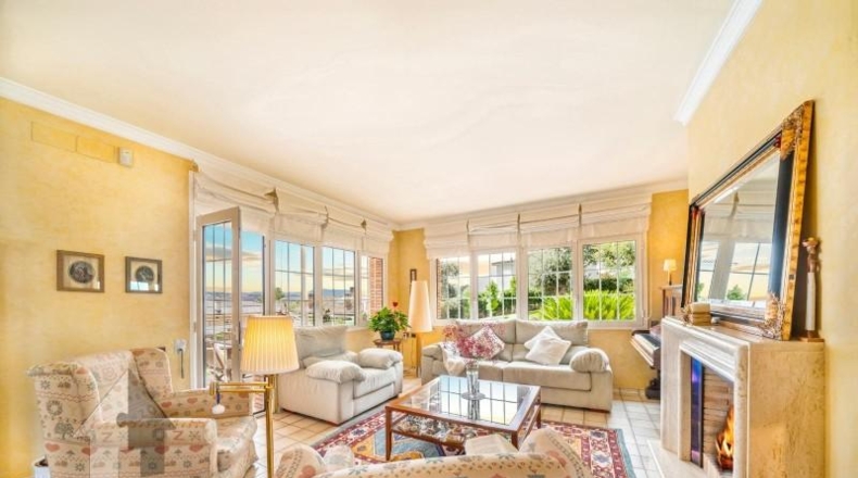 Barcelona - Canovelles - 1405m2