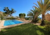 Chalet independiente con terreno en venta en la España, Villajoyosa, ref: TR150881 foto