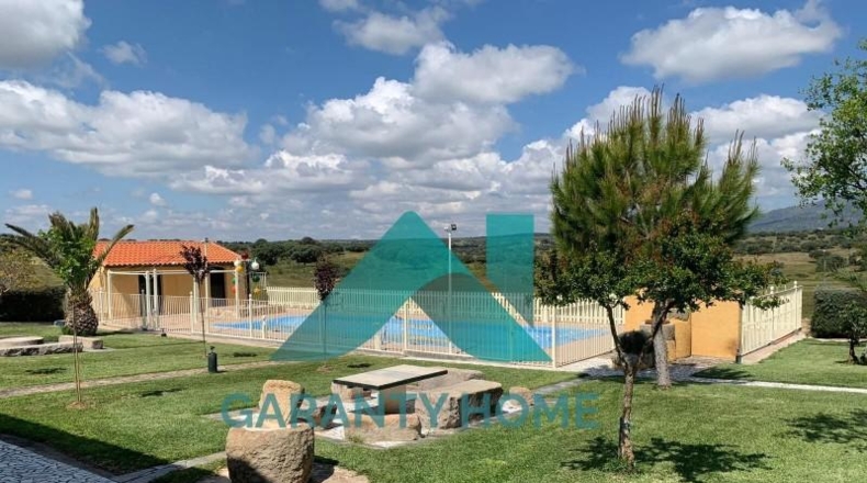 Cáceres - Almoharín - 53200m2