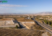 Земля, подлежащая урбанизации на продажу у города Villa de Otura Фото