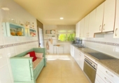 Chalet independiente con terreno en venta en la España, Begur, ref: TR157978 foto