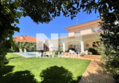 Chalet independiente con terreno en venta en la España, Majadahonda, ref: TR138415 foto