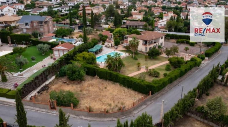 Гранада - Villa de Otura - 3748m2