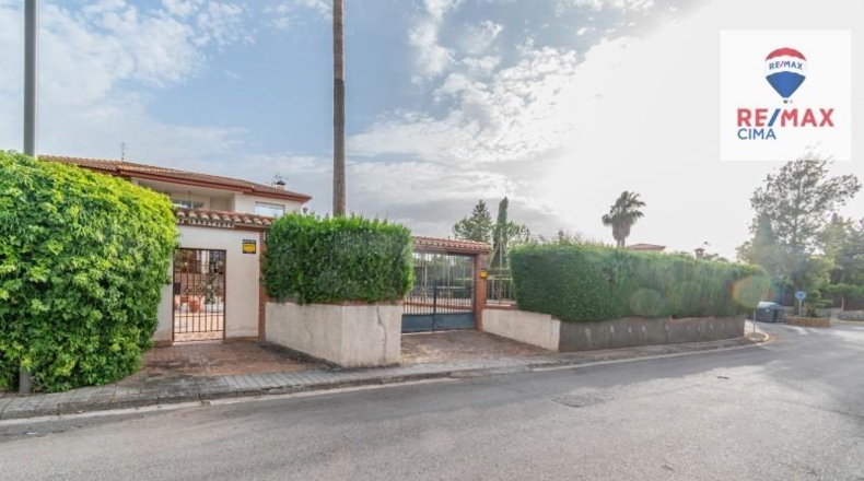 Гранада - Villa de Otura - 3748m2