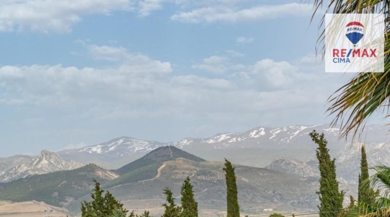 Гранада - Villa de Otura - 3748m2