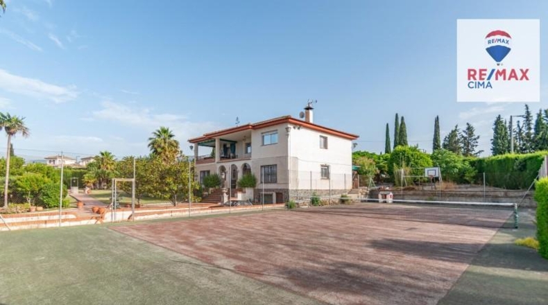 Гранада - Villa de Otura - 3748m2
