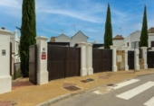 Xalet independent amb terreny en venda a la España, Estepona, ref.: TR361180 foto