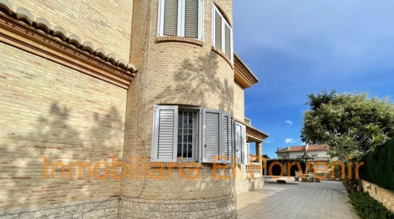Valencia - Torrente - 1194m2