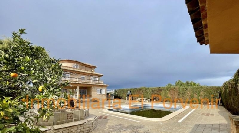 Valencia - Torrente - 1194m2