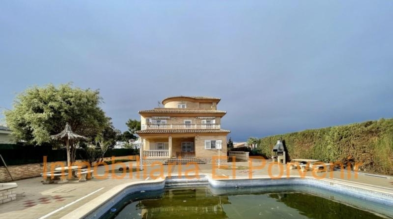 Valencia - Torrente - 1194m2