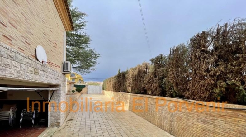 Valencia - Torrente - 1194m2