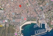 Городская земля под застройку на продажу у города Sant Feliu de Guíxols Фото
