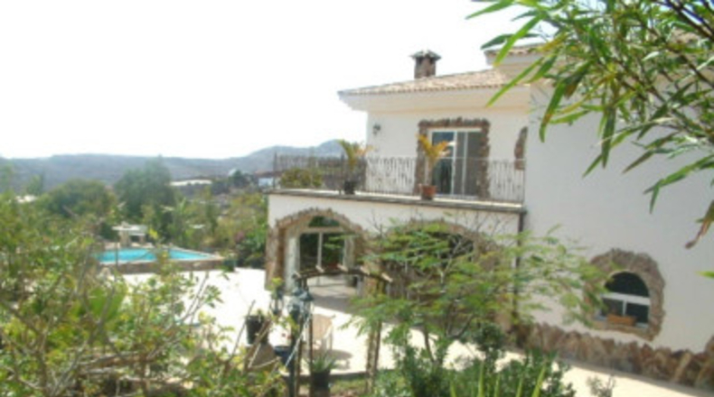 Las Palmas - San Bartolomé de Tirajana - 1700m2