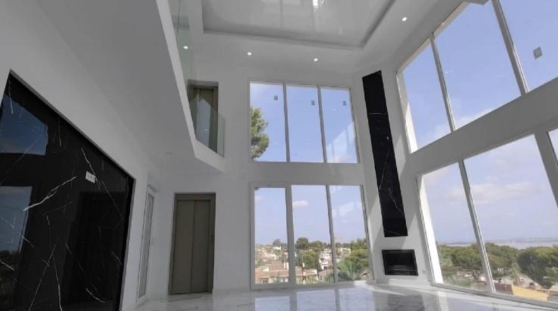 Alicante - Torrevieja - 608m2
