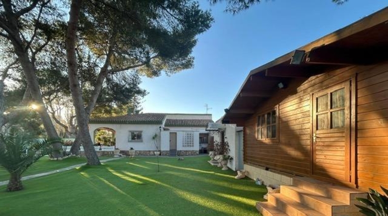 Alicante - Dehesa de Campoamor - 1500m2