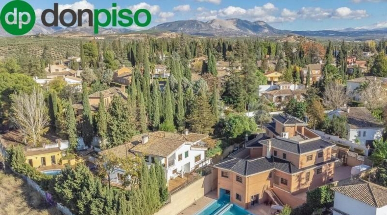 Granada - Albolote - 1100m2
