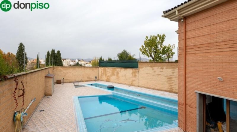 Granada - Albolote - 1100m2