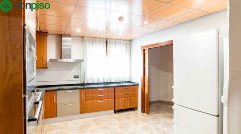 Granada - Albolote - 1100m2