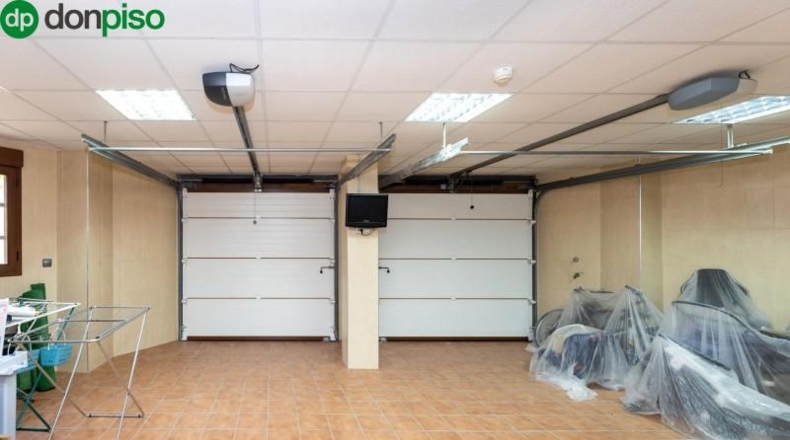 Granada - Albolote - 1100m2